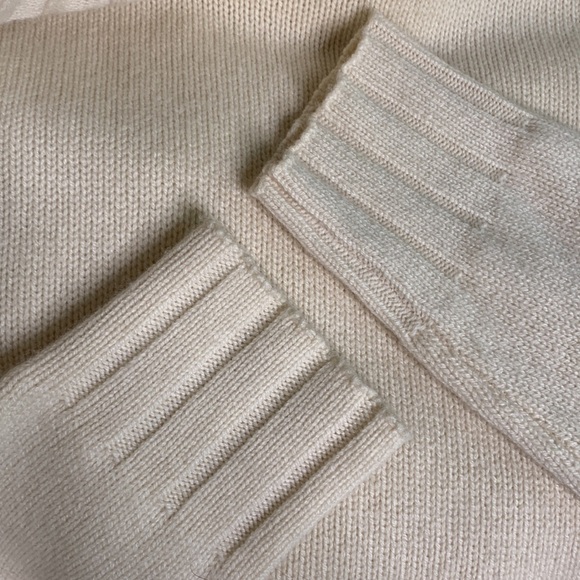 Creamy Ivory Turtleneck Sweater Classic Knit Pullover Oversized Warm‎ - Picture 4 of 7